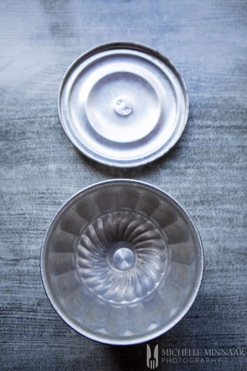 a sliver Bain marie