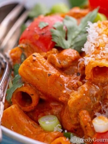 Close up of rigatoni smothered in a cajun sauce