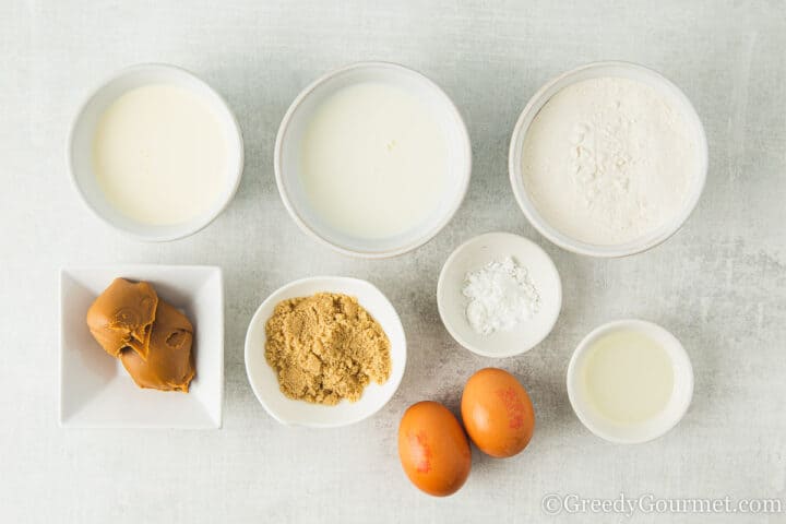 ingredients for biscoff pancakes.