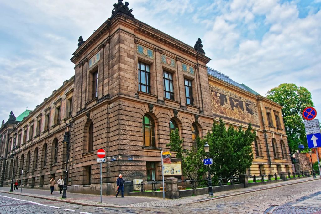 Outside view of Poznan National Museum.